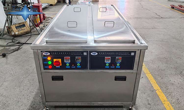 超聲波清洗機(jī)的機(jī)油選擇：類型、特性與應(yīng)用指南