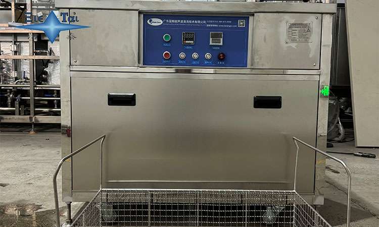 超聲波清洗機(jī)中的泵選型指南：類型、功能與應(yīng)用場(chǎng)景分析